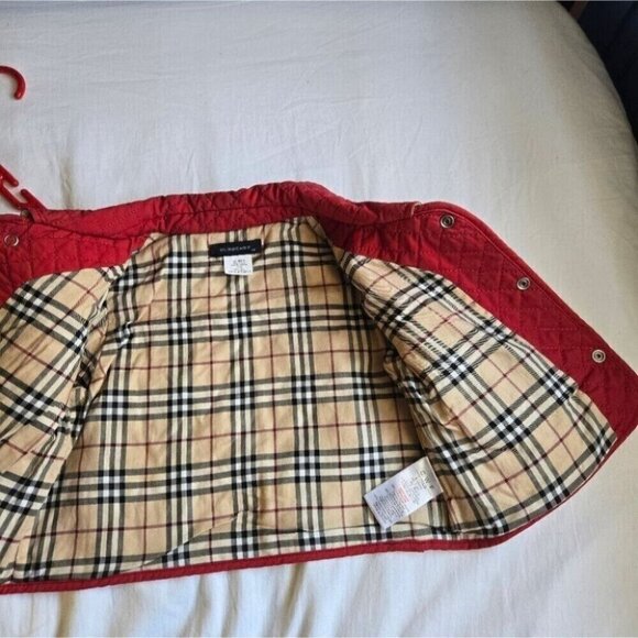 Burberry Red Quilted Kid's Jacket - Picture 5 of 6